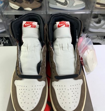 Jordan 1 High X Travis Scott mocha