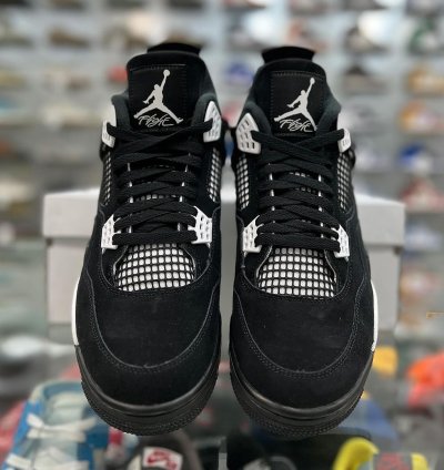 Jordan 4 Thunder White