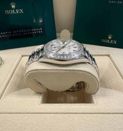 Rolex Day-date 40 Mint 2022 Day-date 40 White Tag Full Set Meteorite Tbr