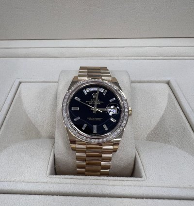 Rolex Day-date 40 Onyx Diamond Dial Baguette Diamond Bezel