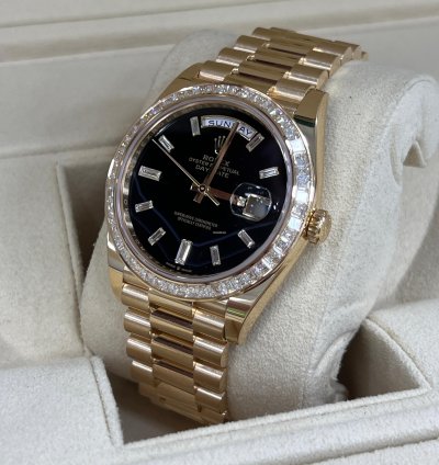 Rolex Day-date 40 Onyx Diamond Dial Baguette Diamond Bezel