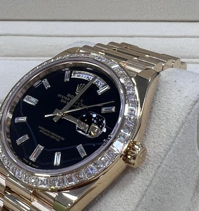 Rolex Day-date 40 Onyx Diamond Dial Baguette Diamond Bezel