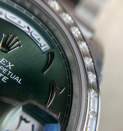 Rolex Day-date 40 Platinum Arabic Numerals Green With Diamonds M228396tbr-0032
