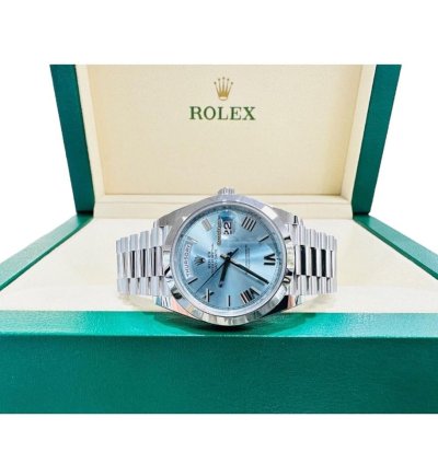 Rolex Day-date 40 Platinum Unworn Full Set Roman Dial