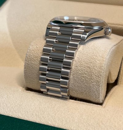 Rolex Day-date 40 Unworn Platinum Day-date Presidential Ice Blue Arabic Dial 228206