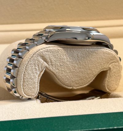 Rolex Day-date 40 Unworn Platinum Day-date Presidential Ice Blue Arabic Dial 228206