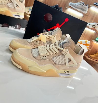 Jordan 4 Retro Off-white Sail