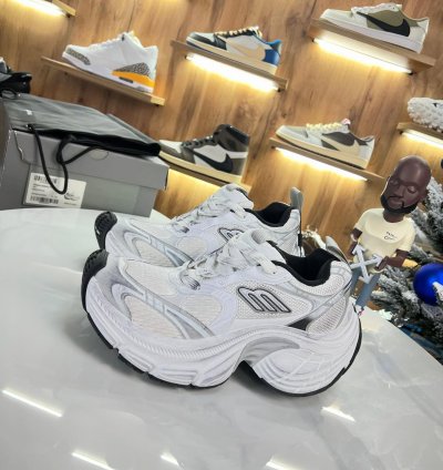 Balenciaga 10xl Sneaker Worn-out - White Black