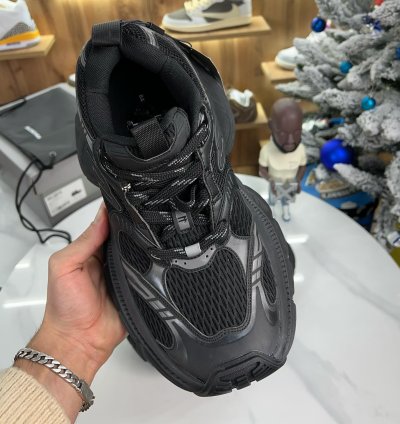Balenciaga 10xl Black