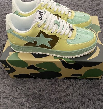 Bapesta Nostalgic Yellow Green Size 10