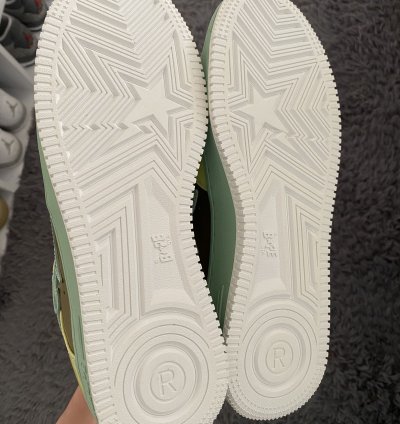 Bapesta Nostalgic Yellow Green Size 10