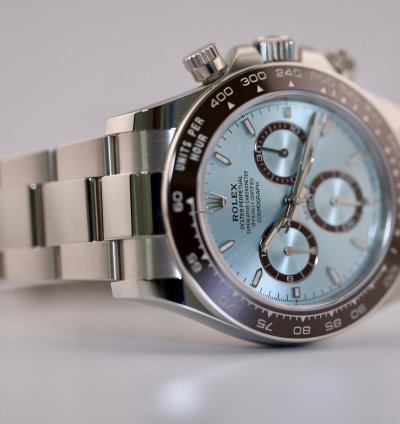 Rolex Daytona 2024 Daytona Platinum Ice Blue Baton Open Case Back 126506