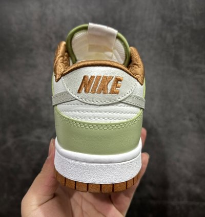 Nike Sb Dunk Low Gs year Of Snake Hv6001-101
