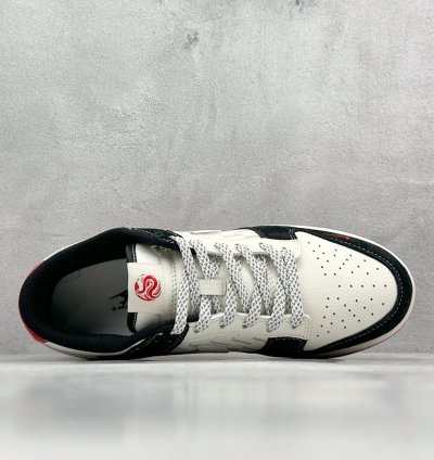 Nike Sb Dunk Low X Supreme Xf8698-040