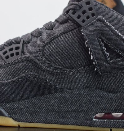 Nike Air Jordan 4 Retro Levis Black levis Tag