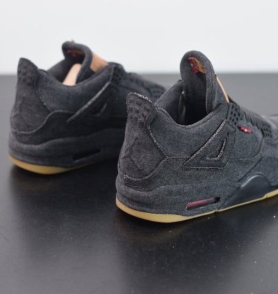 Nike Air Jordan 4 Retro Levis Black levis Tag