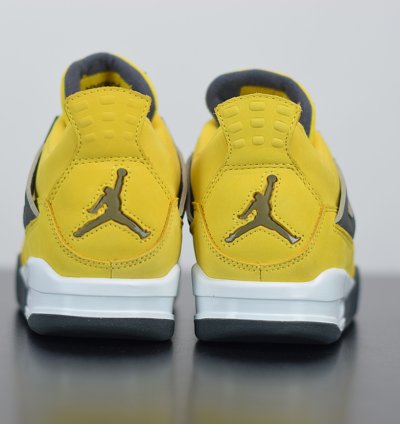 Nike Air Jordan 4 Retro Lightning 2021