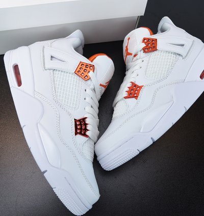 Nike Air Jordan 4 Retro Metallic Orange