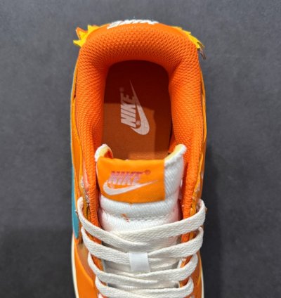 Nk Sb Dunk Low Pro Dv5744-667