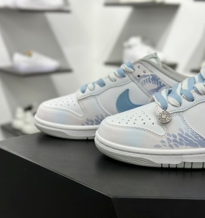 Sb Dunk Lowyear Of The Snake Dd1391-103