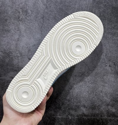 240 Official Hot-selling Two-dimensional Theme Nike Air Force 1 Low0