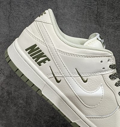 220 Nk Sb Dunk Low Joint Three-hook Military Green Color Lo