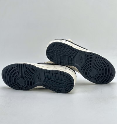 300 Nike Sb Dunk Low X Louis Vuitton White And Black Stars Jj5688-103 - H