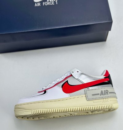 280 Lv X Nike Dunk Low This Model Advocates Breaking The Industrial