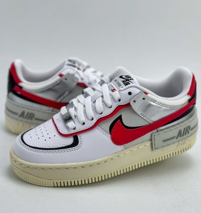 280 Lv X Nike Dunk Low This Model Advocates Breaking The Industrial
