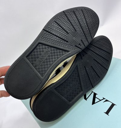 Clay Low Top Sneakers