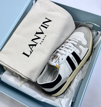 Clay Low Top Sneakers