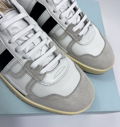 Clay Low Top Sneakers