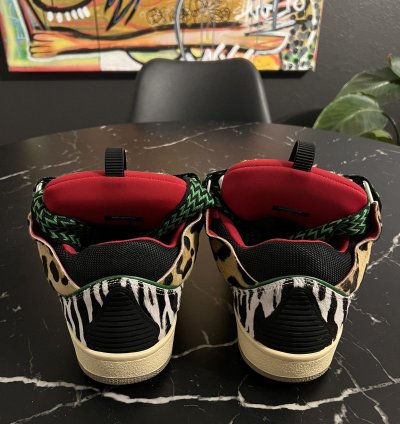 Final Drop Animal Curb Sneakers Sz 11