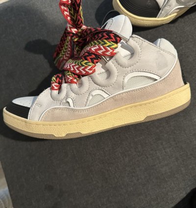 Lanvin Curb