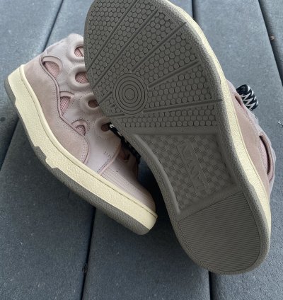 Lanvin Curb