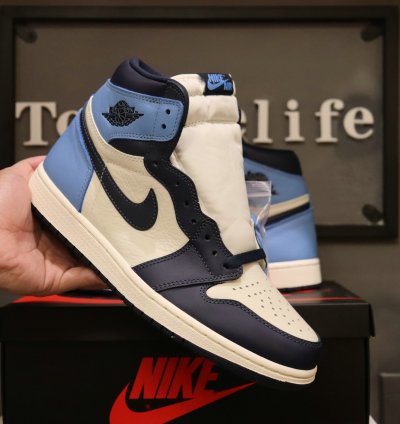 Jordan 1 Retro High Obsidian 555088-140