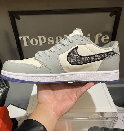 Jordan 1 Retro Low Dior Cn8608 002