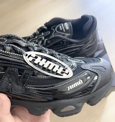 Aime Le Dore New Balance 1000 Black brand New