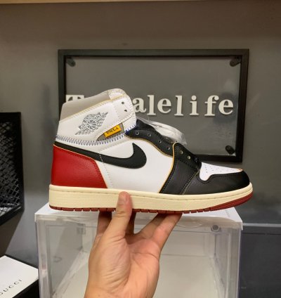 Jordan 1 Retro High Union Los Angeles Black Toe Bv1300-106
