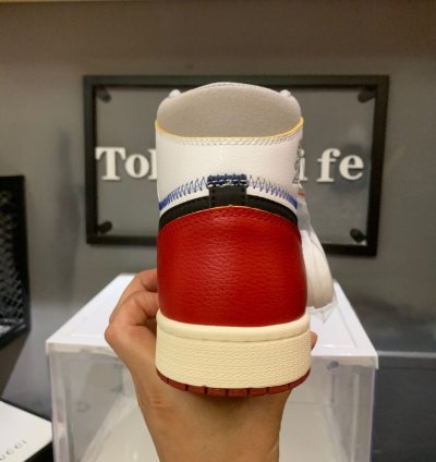 Jordan 1 Retro High Union Los Angeles Black Toe Bv1300-106