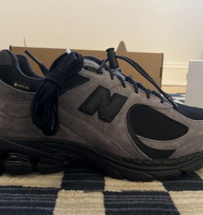 Jjjound 2002r Gore Tex