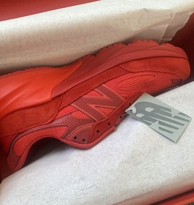 Joe Fresh New Balance 990 V6