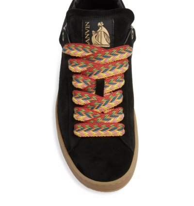 Lite Curb Sneakers