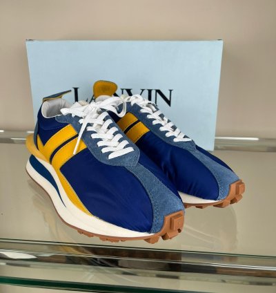 Low Top Runner Sneakers In Multicolor