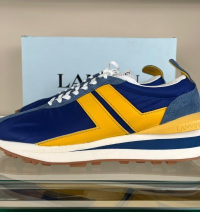 Low Top Runner Sneakers In Multicolor