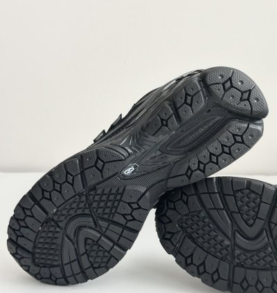 New Balance 1906r Comme Des Garcons Homme Black