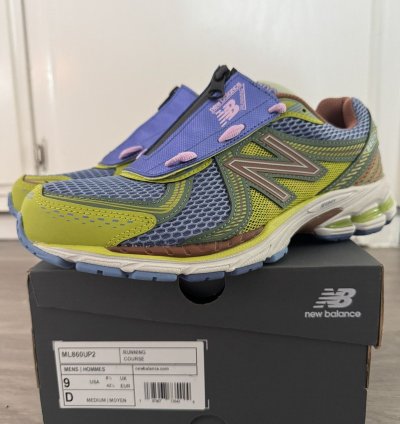 New Balance 860v2 Upthere 2000 Tropes