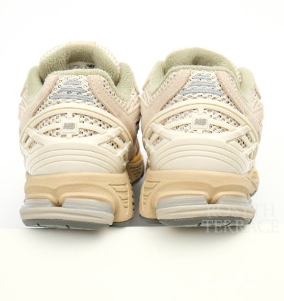 New Balance Auralee M1906rau Us9