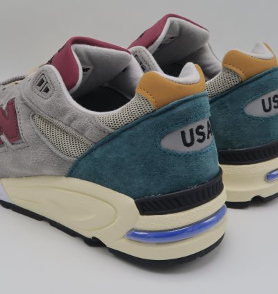 New Balance M990v2 Grey Green Maroon M990cp2 Size 11