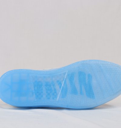 O1rshd11223 Clay Low Top Sneakers In White Blue